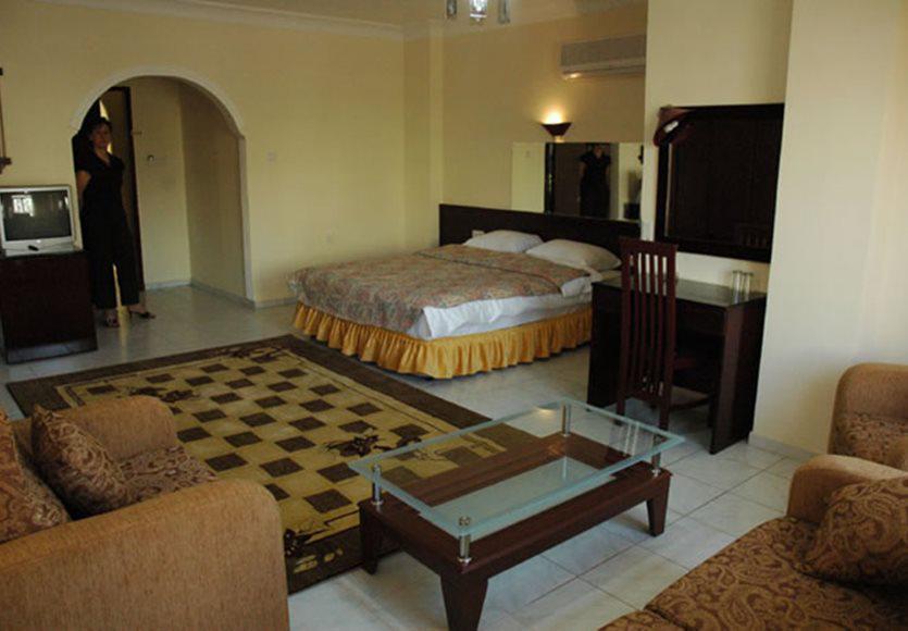 Sava Hotel Antalya Exteriör bild